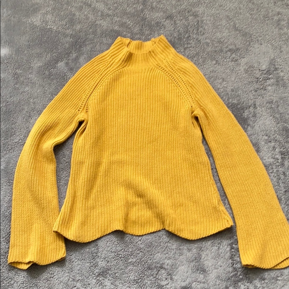Yellow sweater